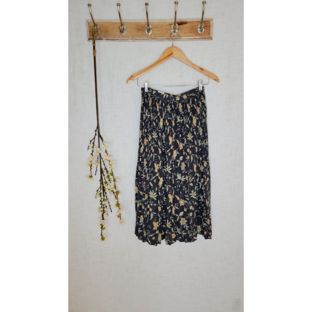 Vintage Flower Print Skirt - Size S 4